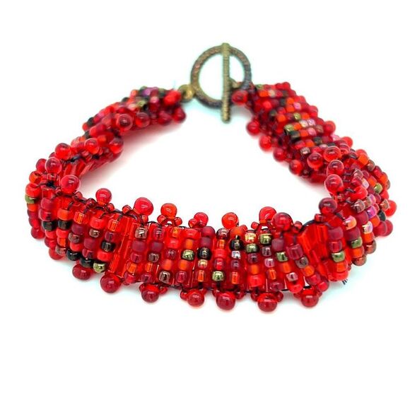 Red Beaded Bracelet - Picture 1 of 3